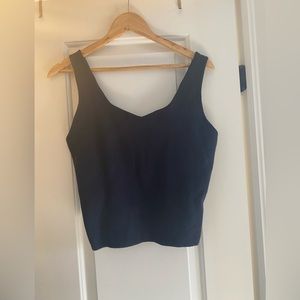 NWOT Suzy Shier navy cropped top